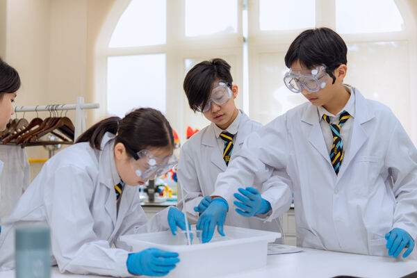  Grade 7 - 科学课,南通惠立学校